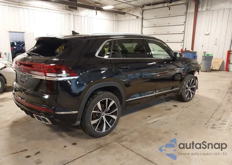 2024 Volkswagen Atlas Cross Sport 2.0T Sel Premium R-Line z USA, uszkodzony, nr VIN 1V2FE2CA0RC254829